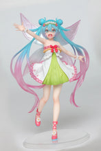 Load image into Gallery viewer, PRE-ORDER Hatsune Miku Figure 3rd Season Spring ver.  (reissue)
