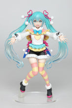 Load image into Gallery viewer, PRE-ORDER Hatsune Miku Figure Winter Image Ver.
