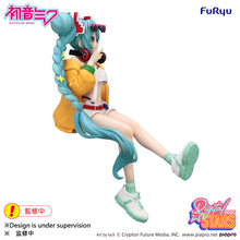 Load image into Gallery viewer, PRE-ORDER Hatsune Miku Noodle Stopper Figure Hatsune Miku Digital Stars 2025
