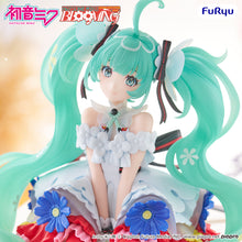 Load image into Gallery viewer, PRE-ORDER Hatsune Miku Noodle Stopper Figure Hatsune Miku Japan Live Tour 2025 Blooming

