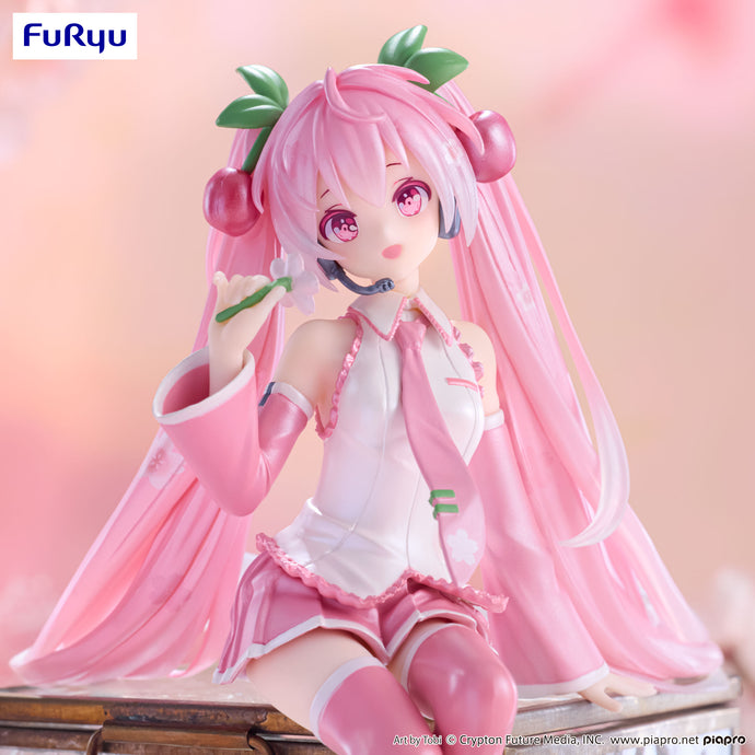 PRE-ORDER Hatsune Miku Noodle Stopper Figure Sakura Miku 2024 Pearl Color ver.