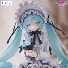 Load image into Gallery viewer, PRE-ORDER Hatsune Miku Noodle Stopper Figure Vintage Doll Style ver.
