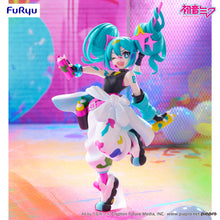 Load image into Gallery viewer, PRE-ORDER Hatsune Miku Trio-Try-iT Figure Paint Girl
