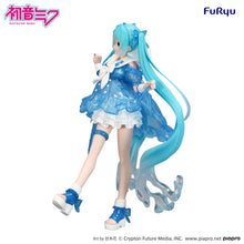 Load image into Gallery viewer, PRE-ORDER Hatsune Miku Trio-Try-iT Figure Rainy Dance
