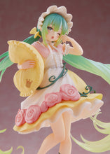 Load image into Gallery viewer, PRE-ORDER Hatsune Miku Wonderland Figure Sleeping Beauty (reissue) Character Vocal Series 01: Hatsune Miku
