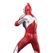 Load image into Gallery viewer, PRE-ORDER Hero's Brave Statue Ultraman Type C Ultraman Series
