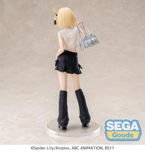 Load image into Gallery viewer, PRE-ORDER High Premium Figure Chisato Nishikigi STREET SNAP Lycoris Recoil

