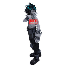 Load image into Gallery viewer, PRE-ORDER Izuku Midoriya Noir Edge Collection My Hero Academia

