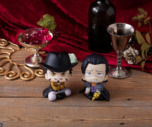 Load image into Gallery viewer, PRE-ORDER Lookup Dracule Mihawk &amp; Crocodile set (with gift) One Piece
