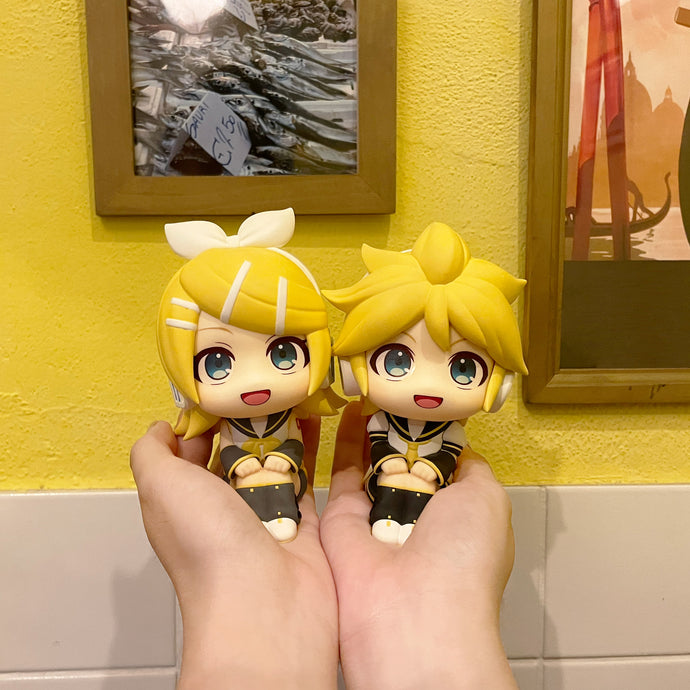PRE-ORDER Lookup Kagamine Rin & Len set (with gift)