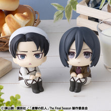 Load image into Gallery viewer, PRE-ORDER Lookup Levi Cleaning up Ver. &amp;  Mikasa Ackerman set (with gift) Attack on Titan

