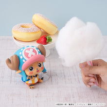 Load image into Gallery viewer, PRE-ORDER Lookup Nico Robin &amp; Tony Tony Chopper Excited Ver. Set (with gift) One Piece
