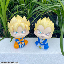 Load image into Gallery viewer, PRE-ORDER Lookup Super Saiyan Vegeta (mini) Dragon Ball DAIMA
