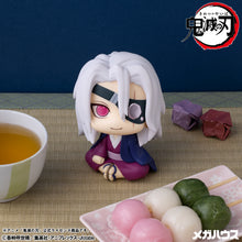 Load image into Gallery viewer, PRE-ORDER Lookup Tengen Uzui Former Otobashira Ver. Demon Slayer: Kimetsu no Yaiba
