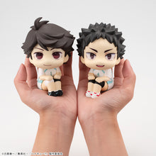 Load image into Gallery viewer, PRE-ORDER Lookup Toru Oikawa &amp; Hajime Iwaizumi Uniform ver. Set (with gift) Haikyu!!
