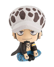 Load image into Gallery viewer, PRE-ORDER Lookup Trafalgar Law One Piece (repeat)
