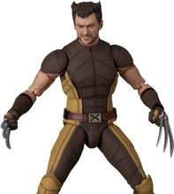 Load image into Gallery viewer, PRE-ORDER MAFEX No. 297 Wolverine Brown Suit Ver. Deadpool &amp; Wolverine
