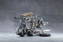 Load image into Gallery viewer, PRE-ORDER MEGALOMARIA UNLIMITED UNIVERSE Wreckage Hunter Plastic Model
