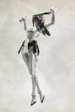 Load image into Gallery viewer, PRE-ORDER MEGALOMARIA Unlimited Universe NOVICE Plastic Model
