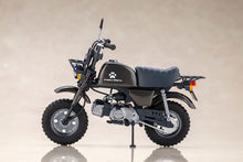Load image into Gallery viewer, PRE-ORDER Megami Device PUNI MOFU RACING LANG with Honda Z50J Gorilla Plastic Model
