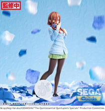 Load image into Gallery viewer, PRE-ORDER Miku Nakano Luminasta Figure The Quintessential Quintuplets Specials
