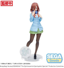 Load image into Gallery viewer, PRE-ORDER Miku Nakano Luminasta Figure The Quintessential Quintuplets Specials
