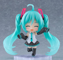 Load image into Gallery viewer, PRE-ORDER Nendoroid Hatsune Miku: HMO Ver. Character Vocal Series 01: Hatsune Miku
