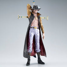 Load image into Gallery viewer, PRE-ORDER One Piece Premium Dracule Mihawk [The Metallic]
