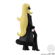 Load image into Gallery viewer, PRE-ORDER Pokemon Scale World Sinnoh Region Cynthia &amp; Garchomp w/o Gum Pokemon
