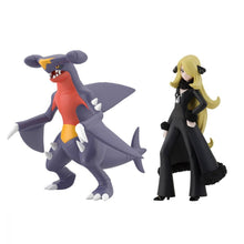 Load image into Gallery viewer, PRE-ORDER Pokemon Scale World Sinnoh Region Cynthia &amp; Garchomp w/o Gum Pokemon
