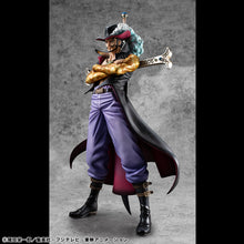 Load image into Gallery viewer, PRE-ORDER Portrait.Of.Pirates SA-LIMITED &quot;Hawk Eye&quot; Dracule Mihawk Ver. R One Piece
