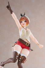 Load image into Gallery viewer, PRE-ORDER Ryza Coreful Figure Atelier Ryza: Ever Darkness &amp; the Secret Hideout
