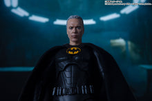Load image into Gallery viewer, PRE-ORDER S.H.Figuarts Batman The Flash ver. The Flash
