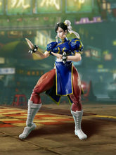 Load image into Gallery viewer, PRE-ORDER S.H.Figuarts Chun-li Street Fighter V
