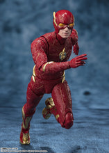 Load image into Gallery viewer, PRE-ORDER S.H.Figuarts Flash (The Flash)
