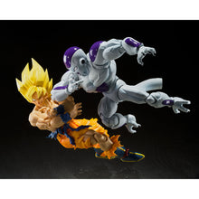 Load image into Gallery viewer, PRE-ORDER S.H.Figuarts Full Power Frieza Dragon Ball Z
