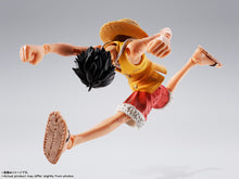 Load image into Gallery viewer, PRE-ORDER S.H.Figuarts Monkey D. Luffy Summit War of Marineford One Piece

