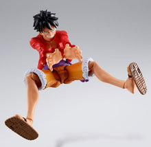 Load image into Gallery viewer, PRE-ORDER S.H.Figuarts Monkey D. Luffy The Raid on Onigashima One Piece

