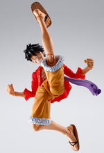 Load image into Gallery viewer, PRE-ORDER S.H.Figuarts Monkey D. Luffy The Raid on Onigashima One Piece
