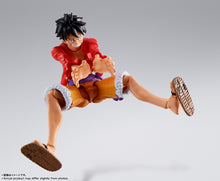 Load image into Gallery viewer, PRE-ORDER S.H.Figuarts Monkey D. Luffy The Raid on Onigashima One Piece (reissue)
