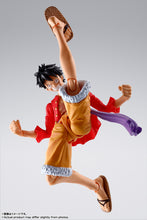 Load image into Gallery viewer, PRE-ORDER S.H.Figuarts Monkey D. Luffy The Raid on Onigashima One Piece (reissue)
