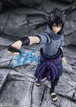 Load image into Gallery viewer, PRE-ORDER S.H.Figuarts Sasuke Uchiha Solitary Shinobi Naruto Shippuden

