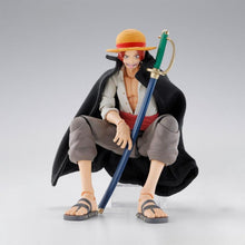 Load image into Gallery viewer, PRE-ORDER S.H.Figuarts Shanks &amp; Monkey D. Luffy (Childhood) One Piece
