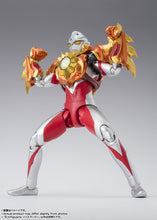 Load image into Gallery viewer, PRE-ORDER S.H.Figuarts Solis Armor Ultraman Arc
