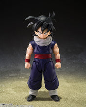 Load image into Gallery viewer, PRE-ORDER S.H.Figuarts Son Gohan [Z Fighters] Dragon Ball Z
