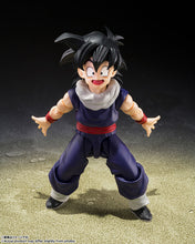 Load image into Gallery viewer, PRE-ORDER S.H.Figuarts Son Gohan [Z Fighters] Dragon Ball Z
