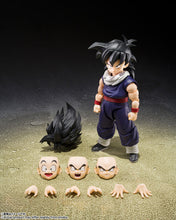 Load image into Gallery viewer, PRE-ORDER S.H.Figuarts Son Gohan [Z Fighters] Dragon Ball Z
