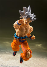 Load image into Gallery viewer, PRE-ORDER S.H.Figuarts Son Goku Ultra Instinct Dragon Ball Super (reissue)
