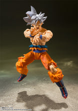 Load image into Gallery viewer, PRE-ORDER S.H.Figuarts Son Goku Ultra Instinct Dragon Ball Super (reissue)
