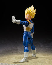 Load image into Gallery viewer, PRE-ORDER S.H.Figuarts Super Saiyan Vegeta Dangerous Pride (repeat) Dragon Ball Z
